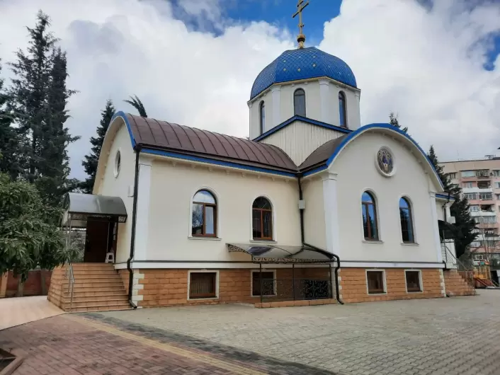 https://fotkay.ru/uploads/sochi%20hramy/cerkov%20matrony%20moskovskoy.webp